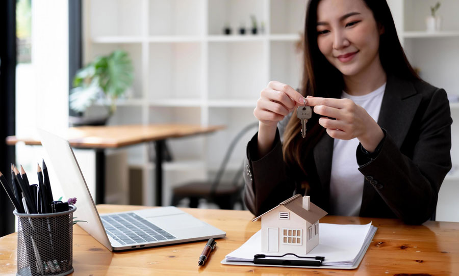 khách hàng bất động sản đầu tiên